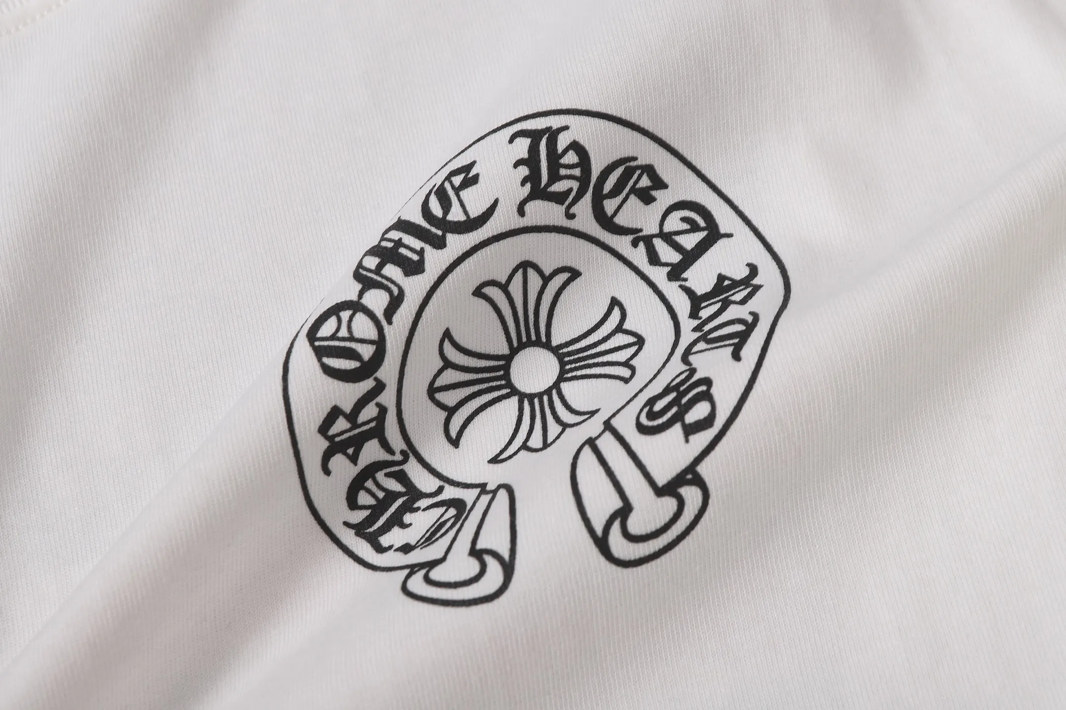#K 2240 85 Chrome Hearts/ 🇺🇸 Hot Sale T Quality Colour: Black White Size: S M L XL